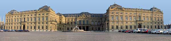 "Residenz Wuerzburg Vorderan" by Christian VisualBeo Horvat - Transferred from de.wikipedia.org [1]: 2004-11-29 19:05 . . VisualBeo. Licensed under Creative Commons Attribution 2.0 via Wikimedia Commons - http://commons.wikimedia.org/wiki/File:Residenz_Wuerzburg_Vorderan.jpg#mediaviewer/File:Residenz_Wuerzburg_Vorderan.jpg